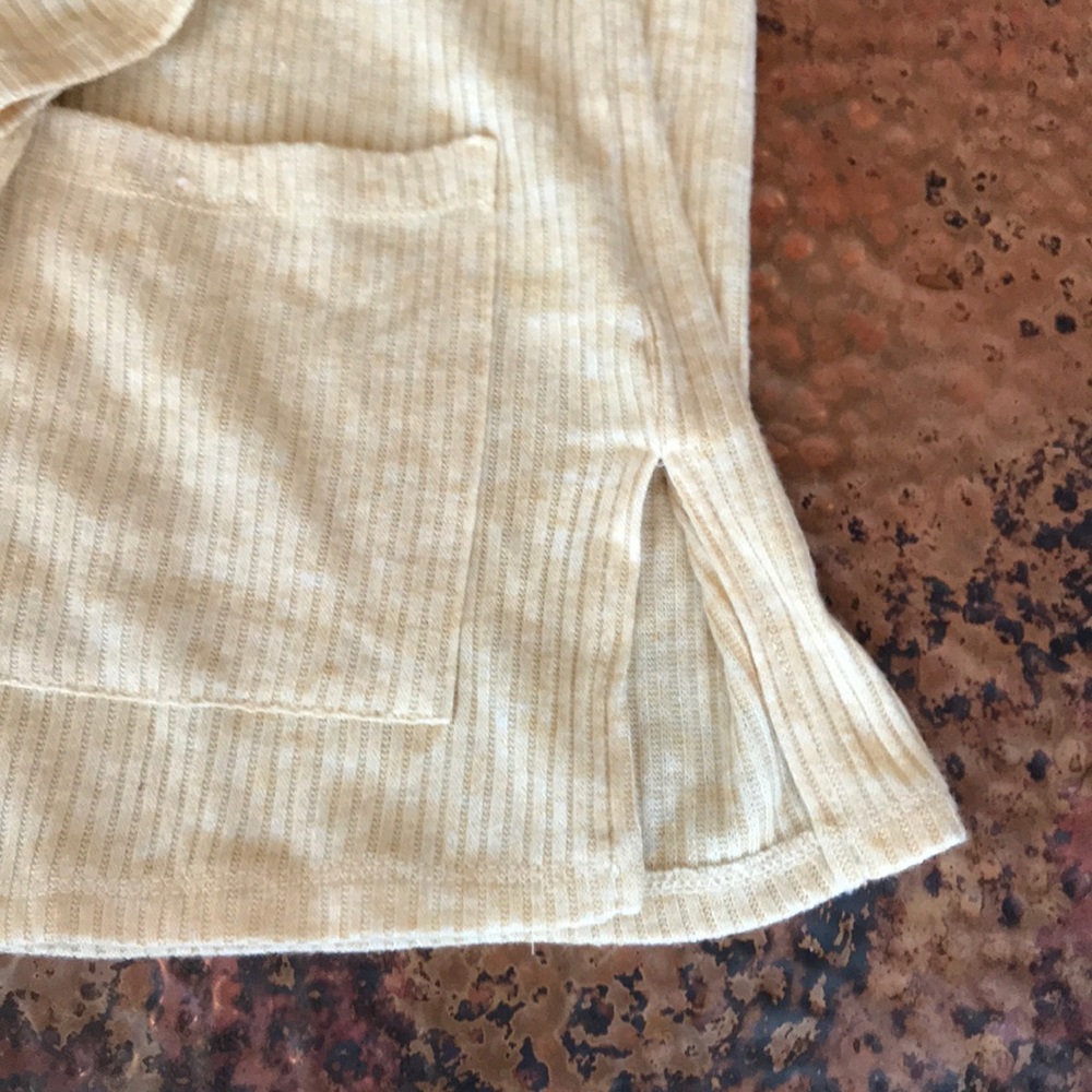 {Pink Rose} Yellow Ribbed Cardigan. Size Large. - Picture 5 of 8